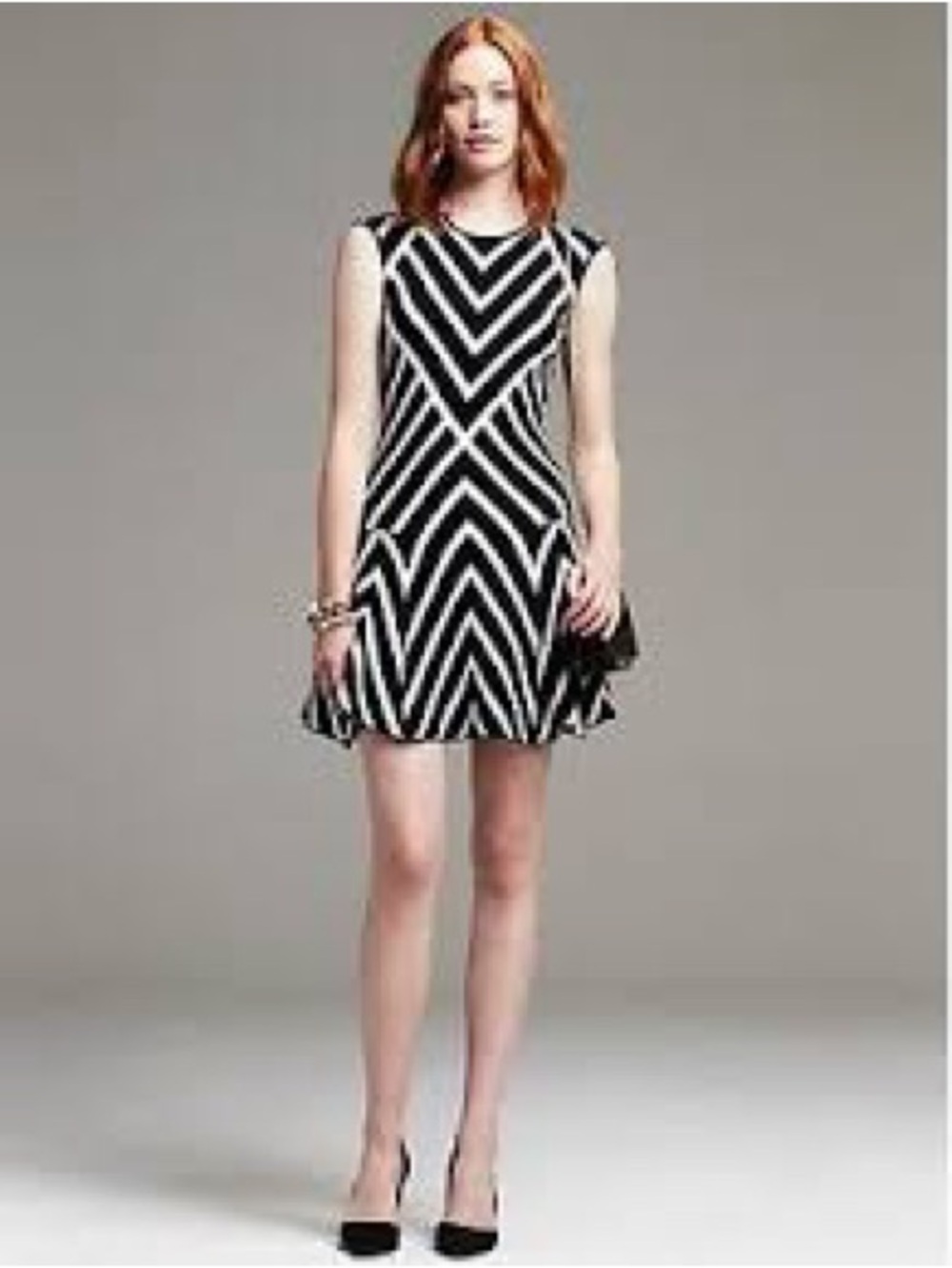 Black & White Chevron Sleeveless Shift Dress